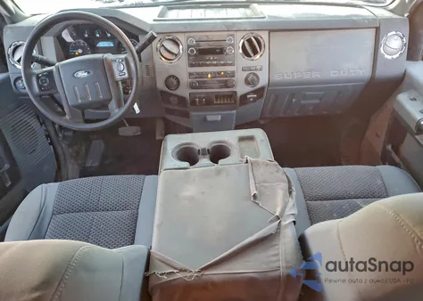 2016 Ford F350 Super Duty z USA, uszkodzony, nr VIN 1FT8X3B68GEB16884